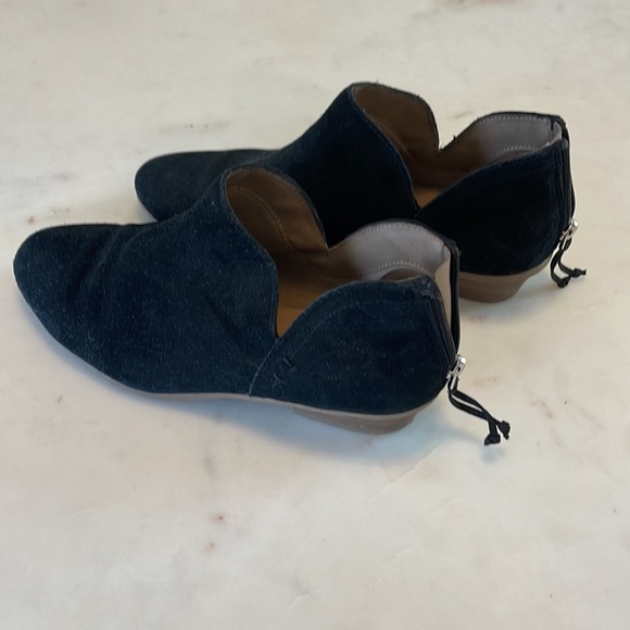 Boots - Picture 4 of 4